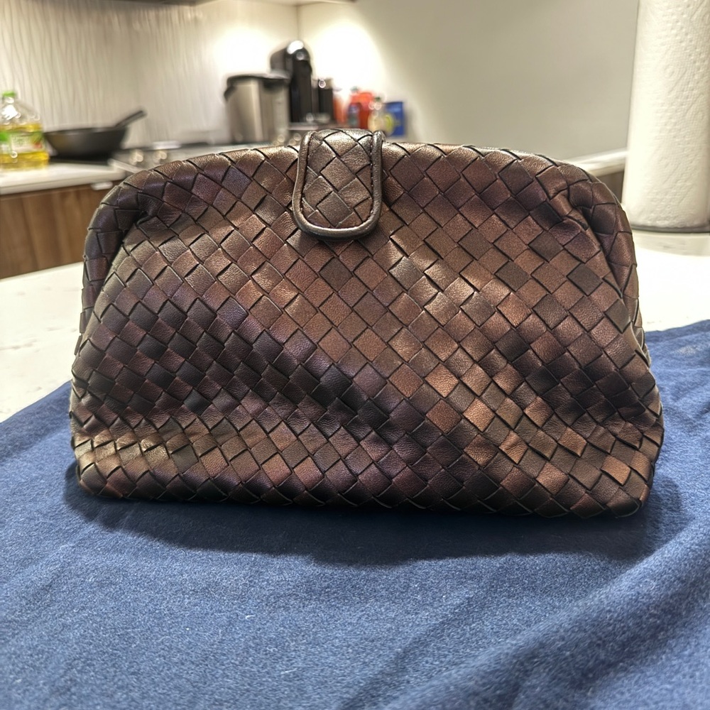 Bottega Veneta The Lauren 1980 Clutch in Metallic Brown